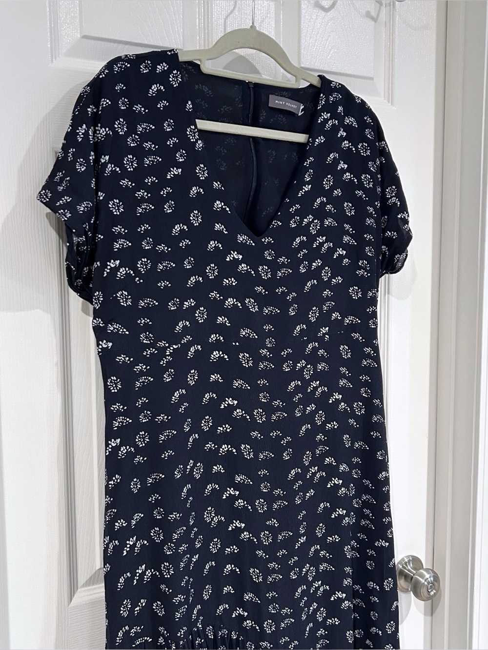 Mint Velvet Boho Flowy Fit Flare Short Sleeve Navy Maxi Dress US 14 - Picture 6 of 14